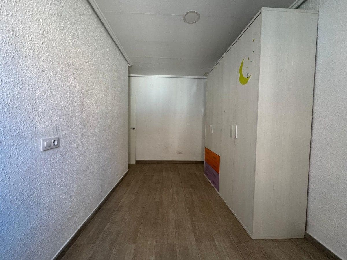 3 makuuhuone Huvila myytävänä paikassa Aldaia - 300 000 € (Ref: 9991746)
