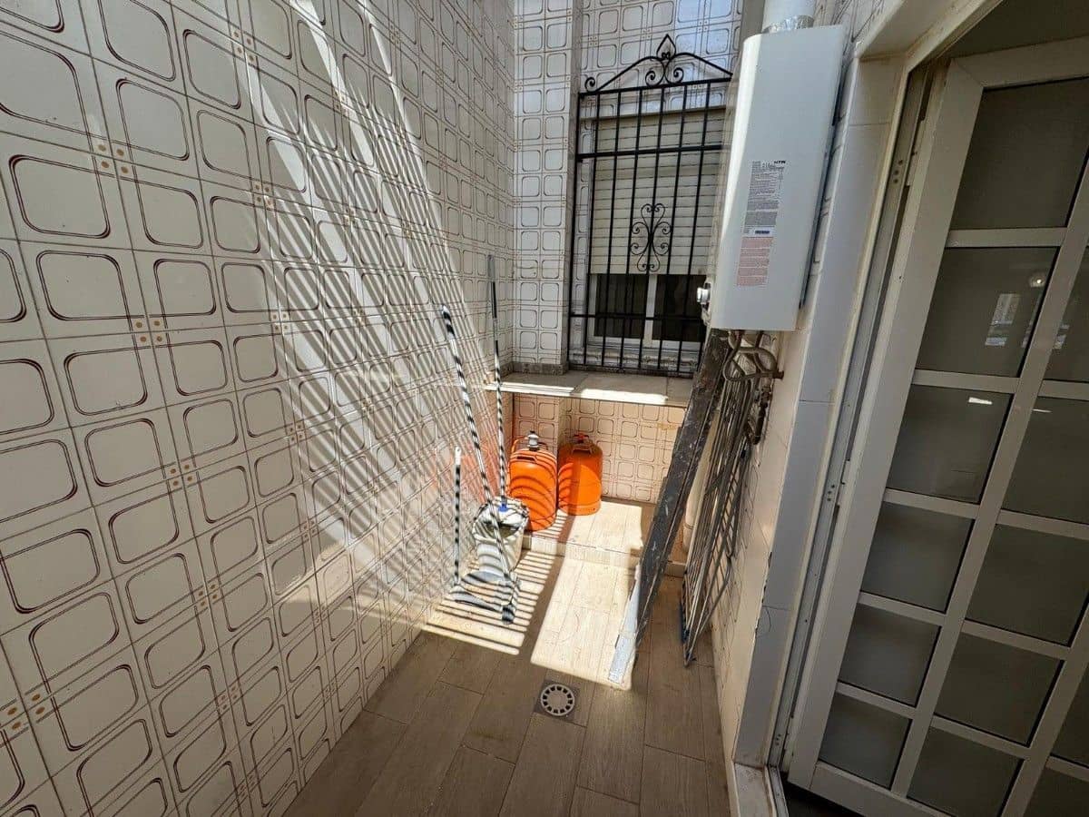 3 makuuhuone Huvila myytävänä paikassa Aldaia - 300 000 € (Ref: 9991746)