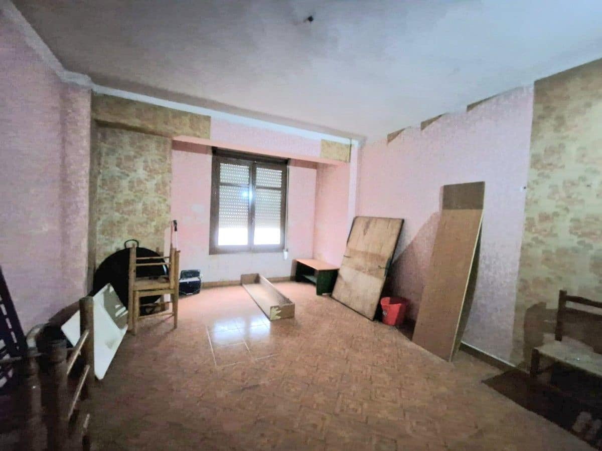 3 makuuhuone Asunto myytävänä paikassa Canals - 55 000 € (Ref: 9991748)