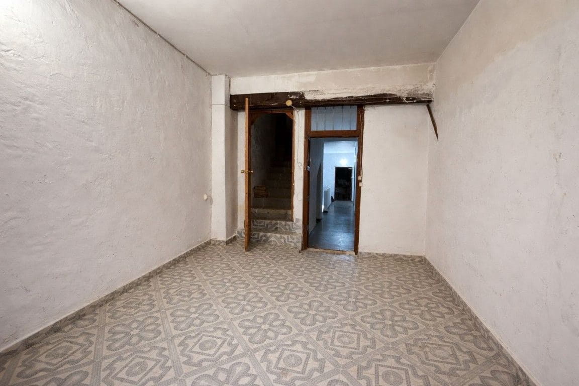 6 camera da letto Villa in vendita in Llosa de Ranes con garage - 180.000 € (Rif: 9991749)