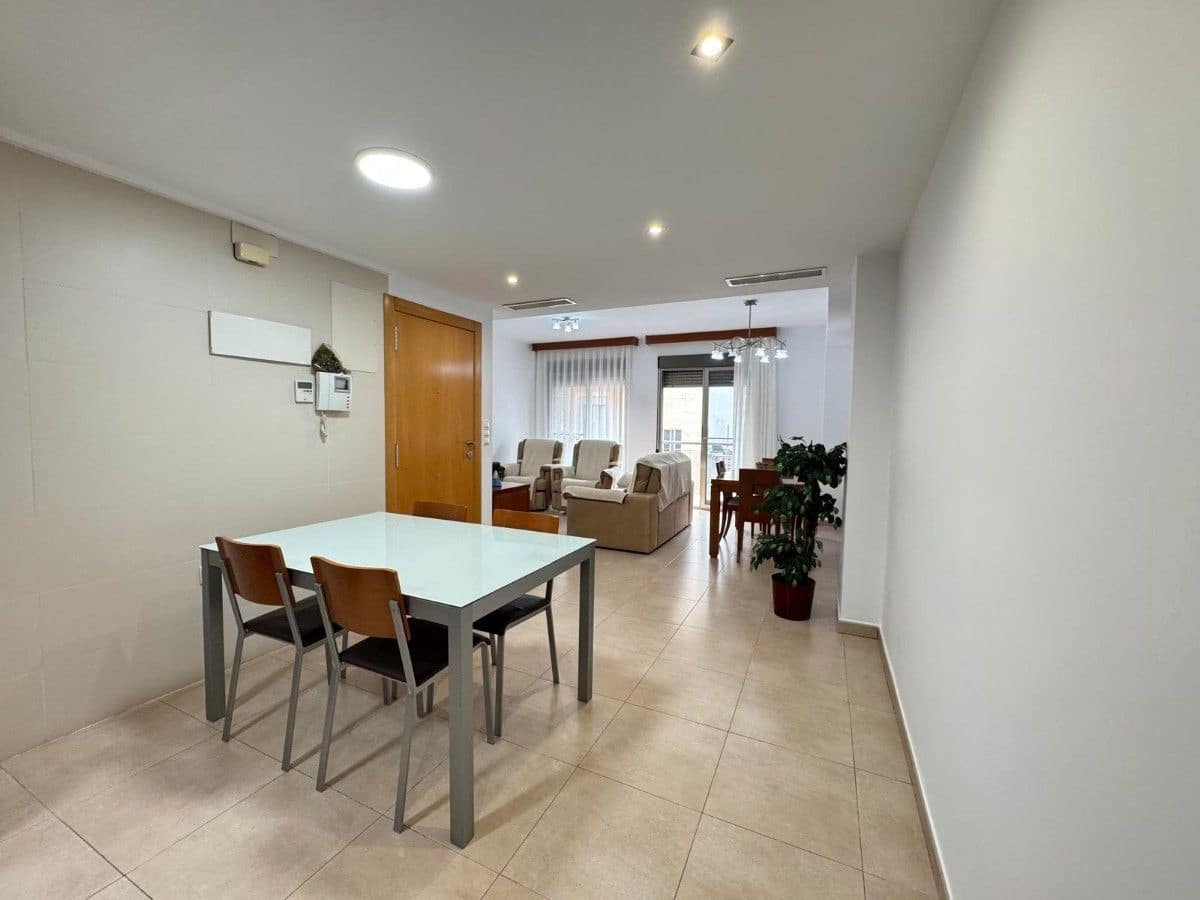 4 makuuhuone Asunto myytävänä paikassa Simat de la Valldigna - 184 990 € (Ref: 9991750)