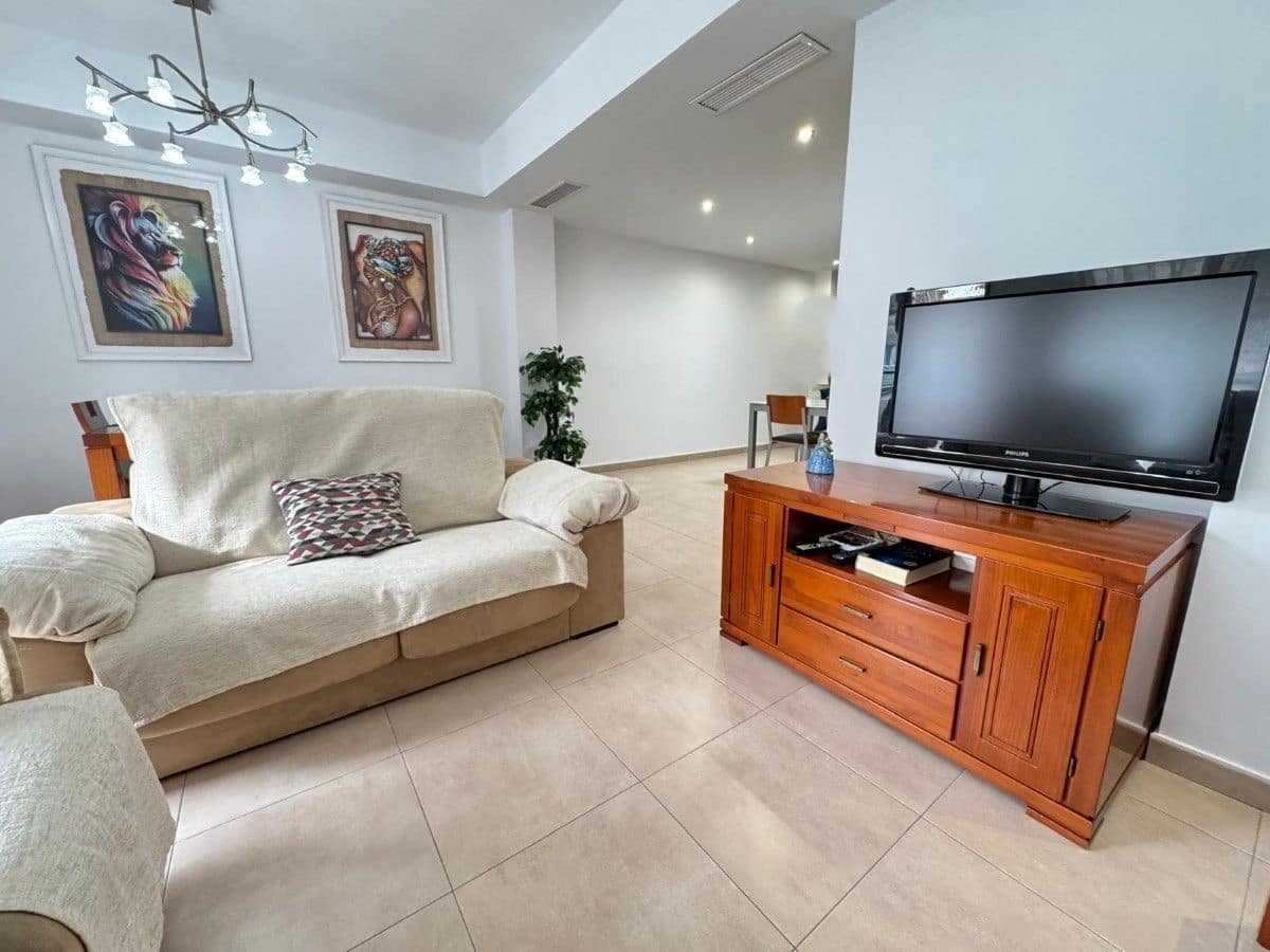 4 makuuhuone Asunto myytävänä paikassa Simat de la Valldigna - 184 990 € (Ref: 9991750)