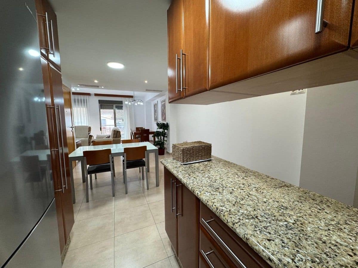 4 makuuhuone Asunto myytävänä paikassa Simat de la Valldigna - 184 990 € (Ref: 9991750)