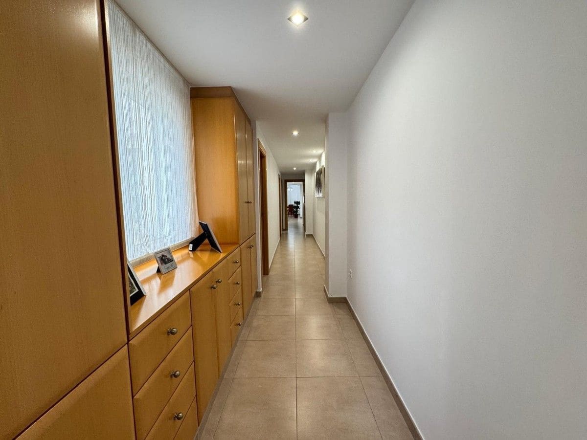 4 makuuhuone Asunto myytävänä paikassa Simat de la Valldigna - 184 990 € (Ref: 9991750)