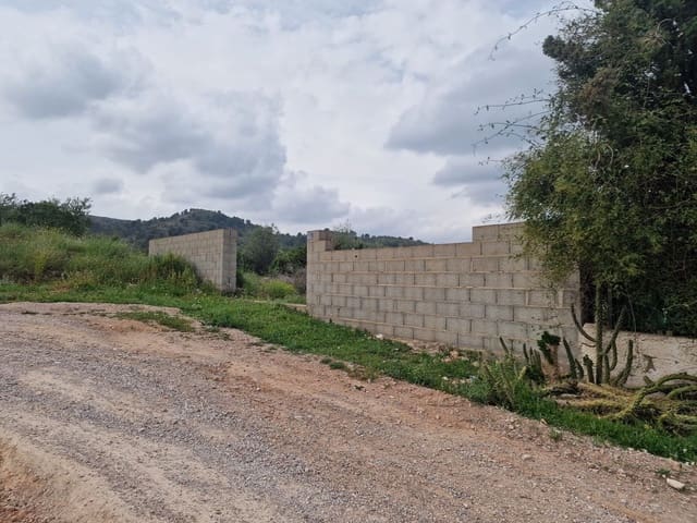 Mark till salu i Riba-roja de Túria - 84 990 € (Ref: 9991751)