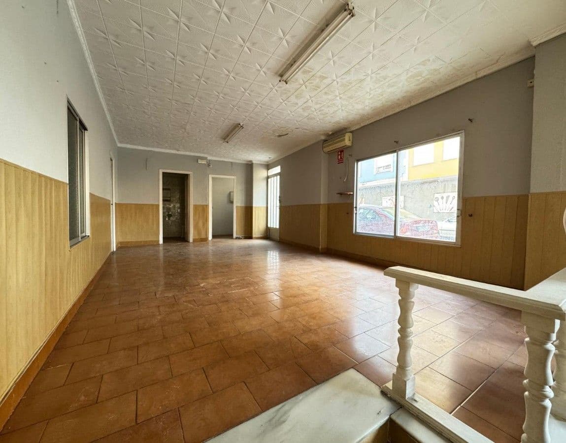 4 chambre Villa/Maison à vendre à Alberic - 249 990 € (Ref: 9991752)