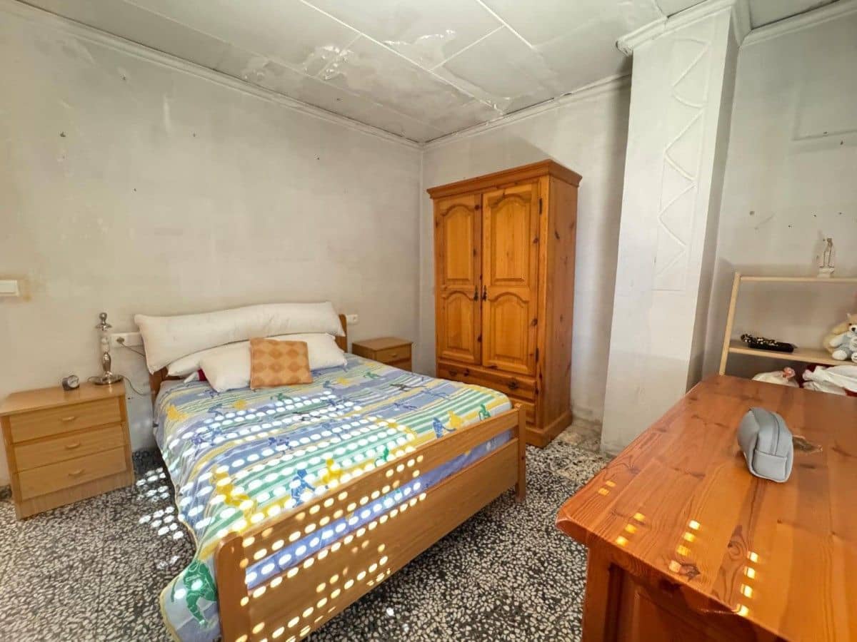 4 chambre Villa/Maison à vendre à Alberic - 249 990 € (Ref: 9991752)