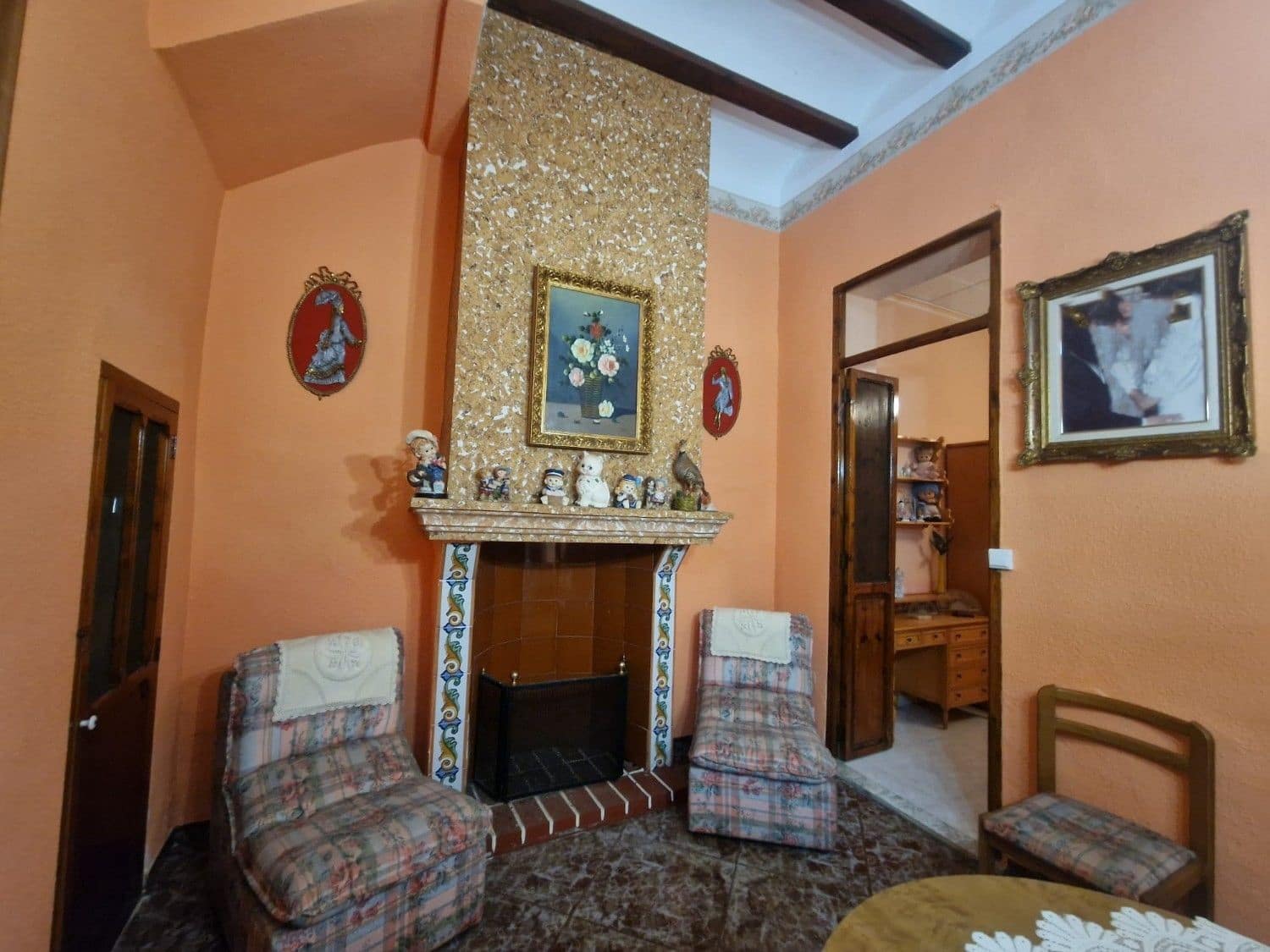 2 bedroom Villa for sale in Alberic with garage - € 160,000 (Ref: 9991755)