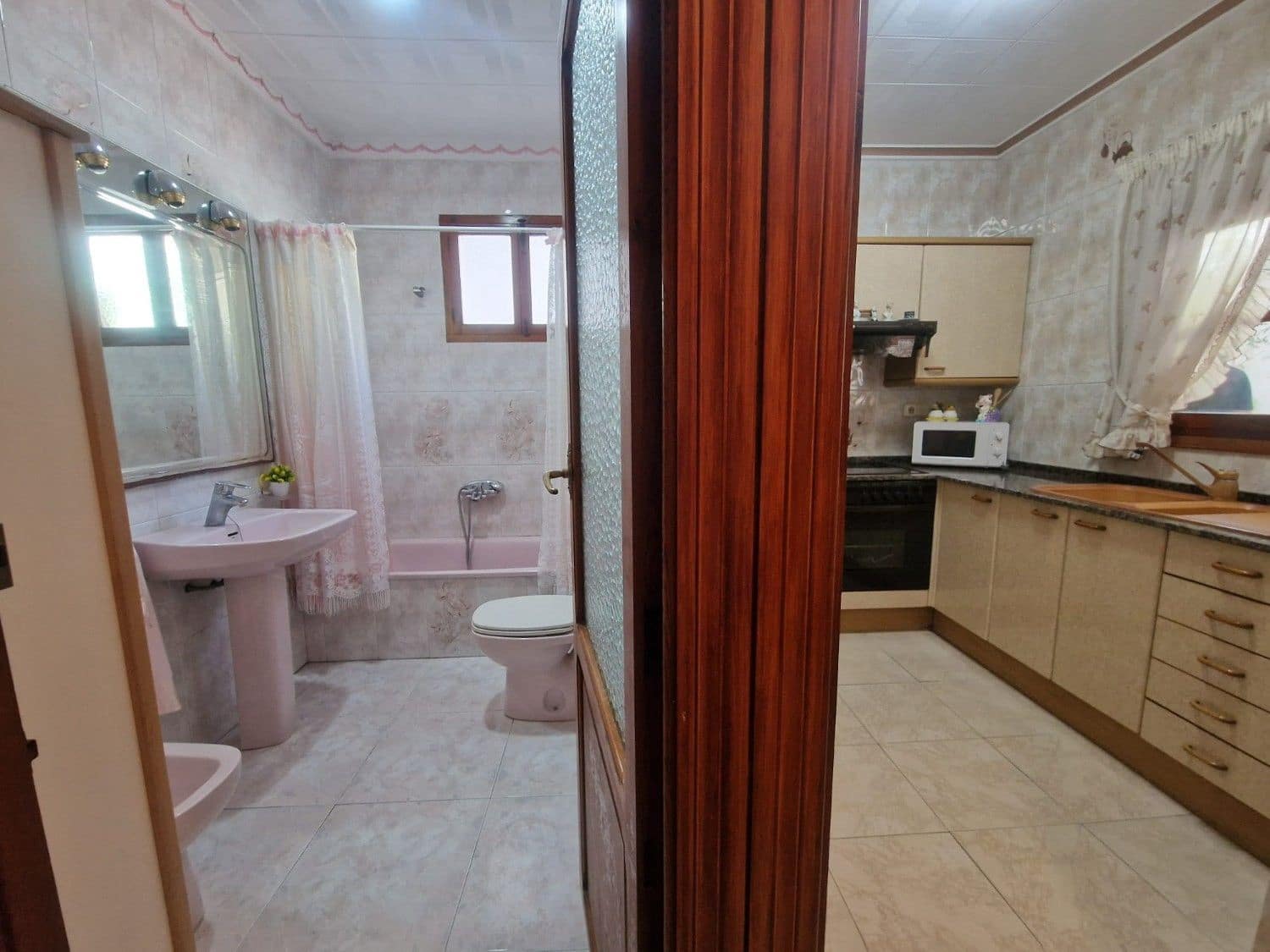 2 bedroom Villa for sale in Alberic with garage - € 160,000 (Ref: 9991755)