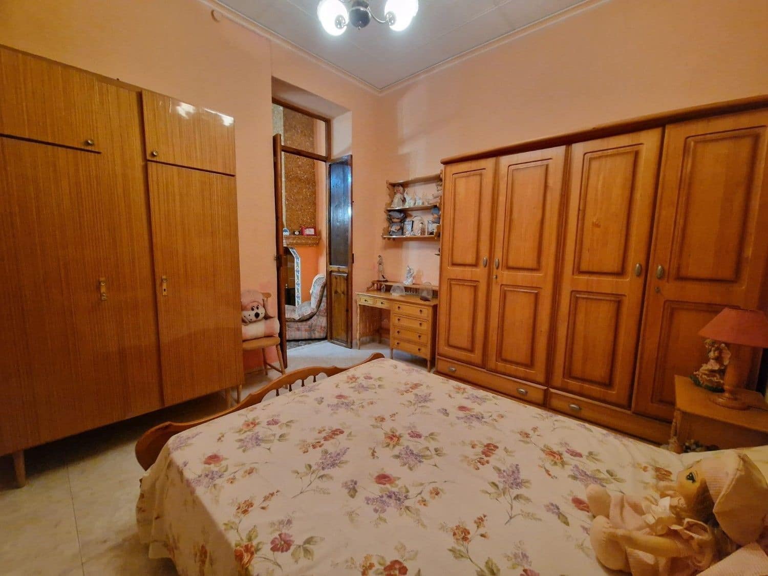 2 bedroom Villa for sale in Alberic with garage - € 160,000 (Ref: 9991755)