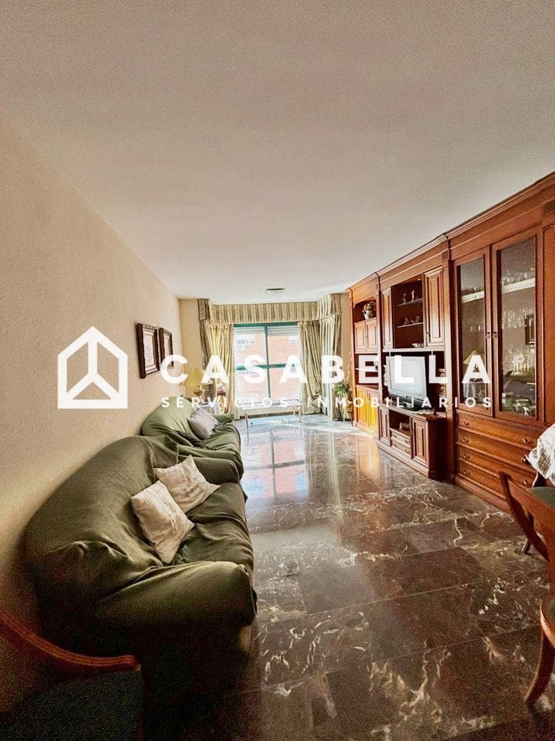 4 bedroom Flat for sale in Valencia city - € 384,000 (Ref: 9650130)