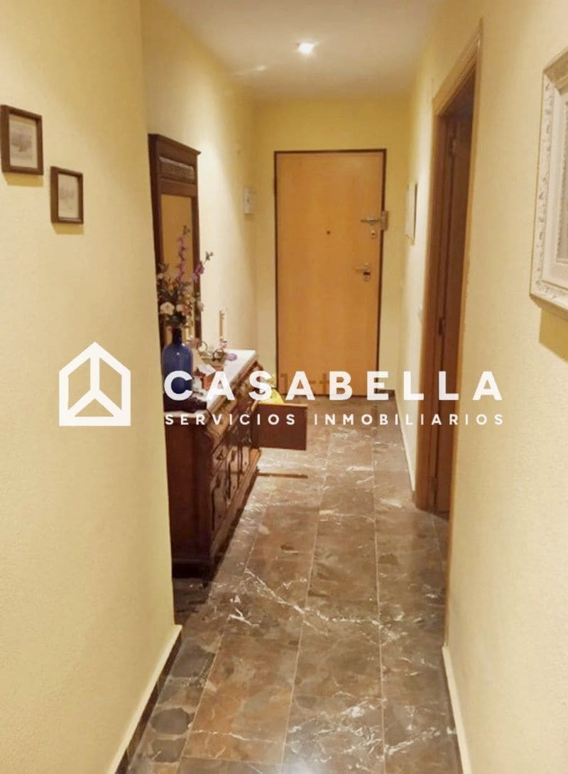 4 bedroom Flat for sale in Valencia city - € 384,000 (Ref: 9650130)