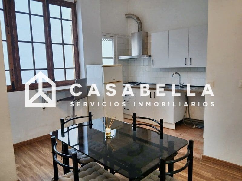 3 slaapkamer Flat te huur in Valencia stad - € 1.400 (Ref: 9650131)