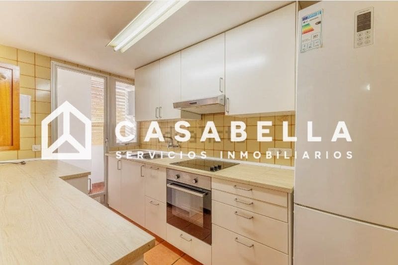 Piso de 3 habitaciones en València ciudad en venta con garaje - 465.000 € (Ref: 9650136)