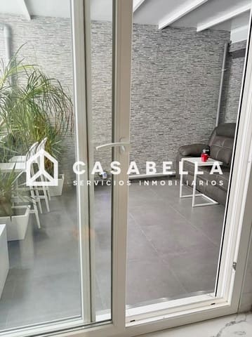 3 bedroom Flat for sale in Mont-Olivet, Valencia city - € 515,000 (Ref: 9650138)