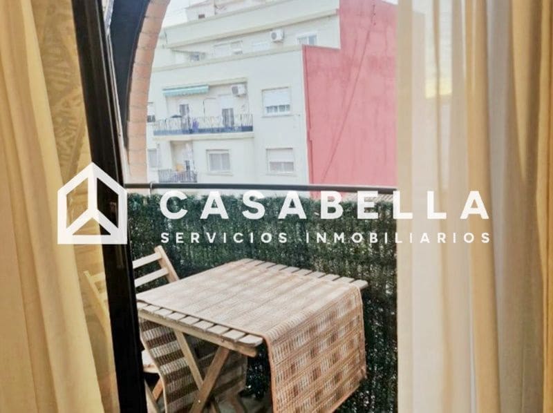 3 bedroom Townhouse for sale in Valencia city with garage - € 380,000 (Ref: 9650143)