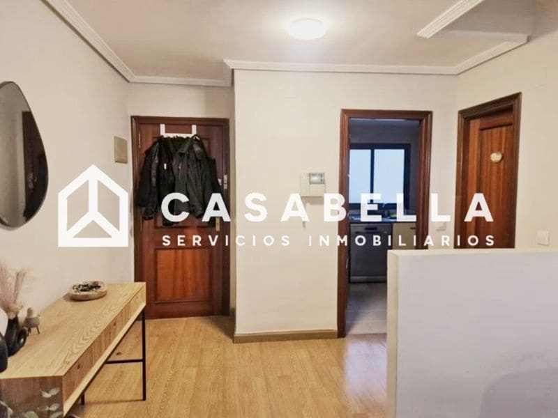 3 bedroom Townhouse for sale in Valencia city with garage - € 380,000 (Ref: 9650143)