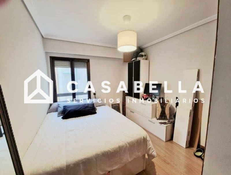 3 bedroom Townhouse for sale in Valencia city with garage - € 380,000 (Ref: 9650143)