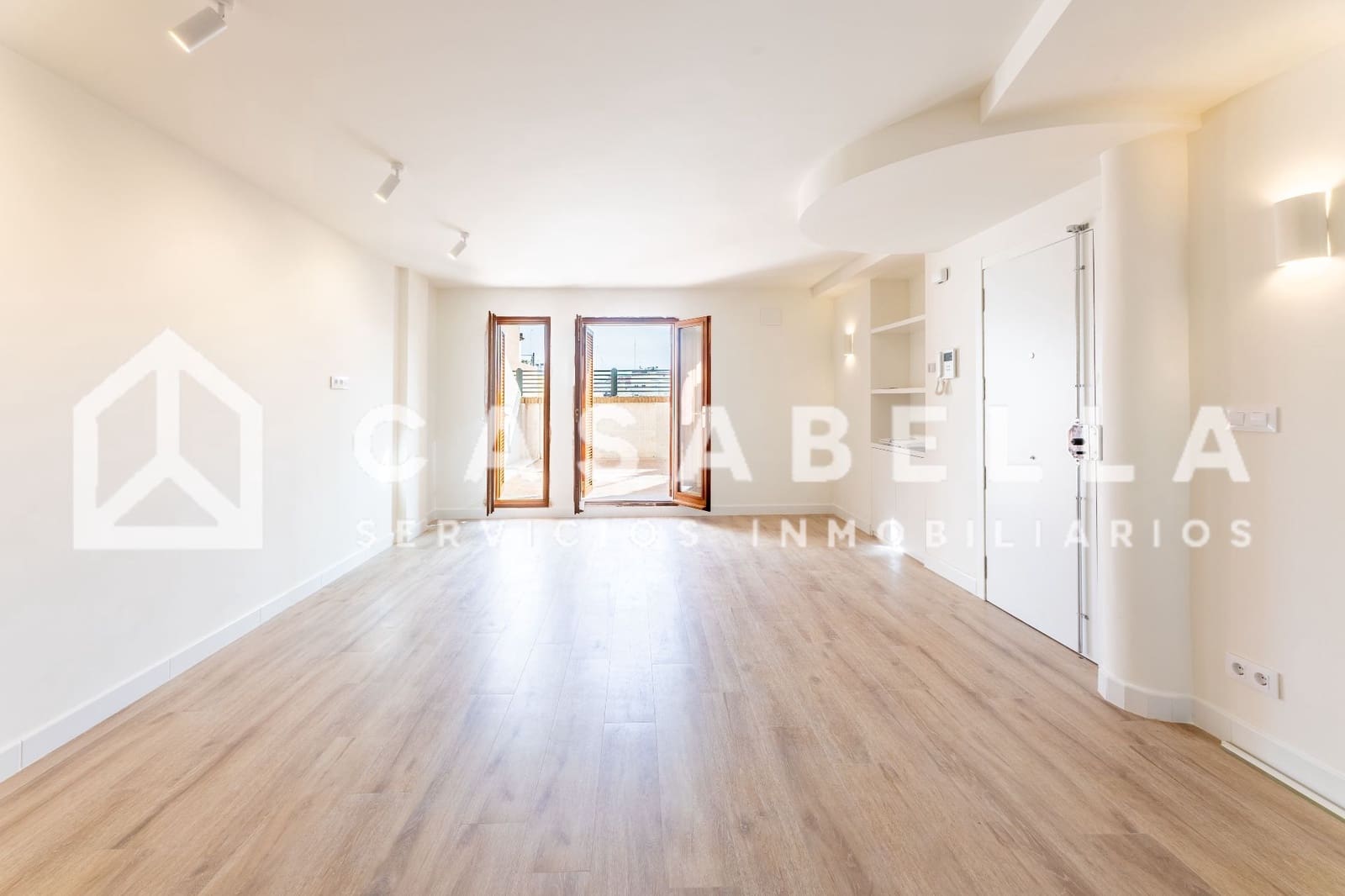 3 sovrum Takvåning att hyra i Valencia stad - 2 700 € (Ref: 9650144)