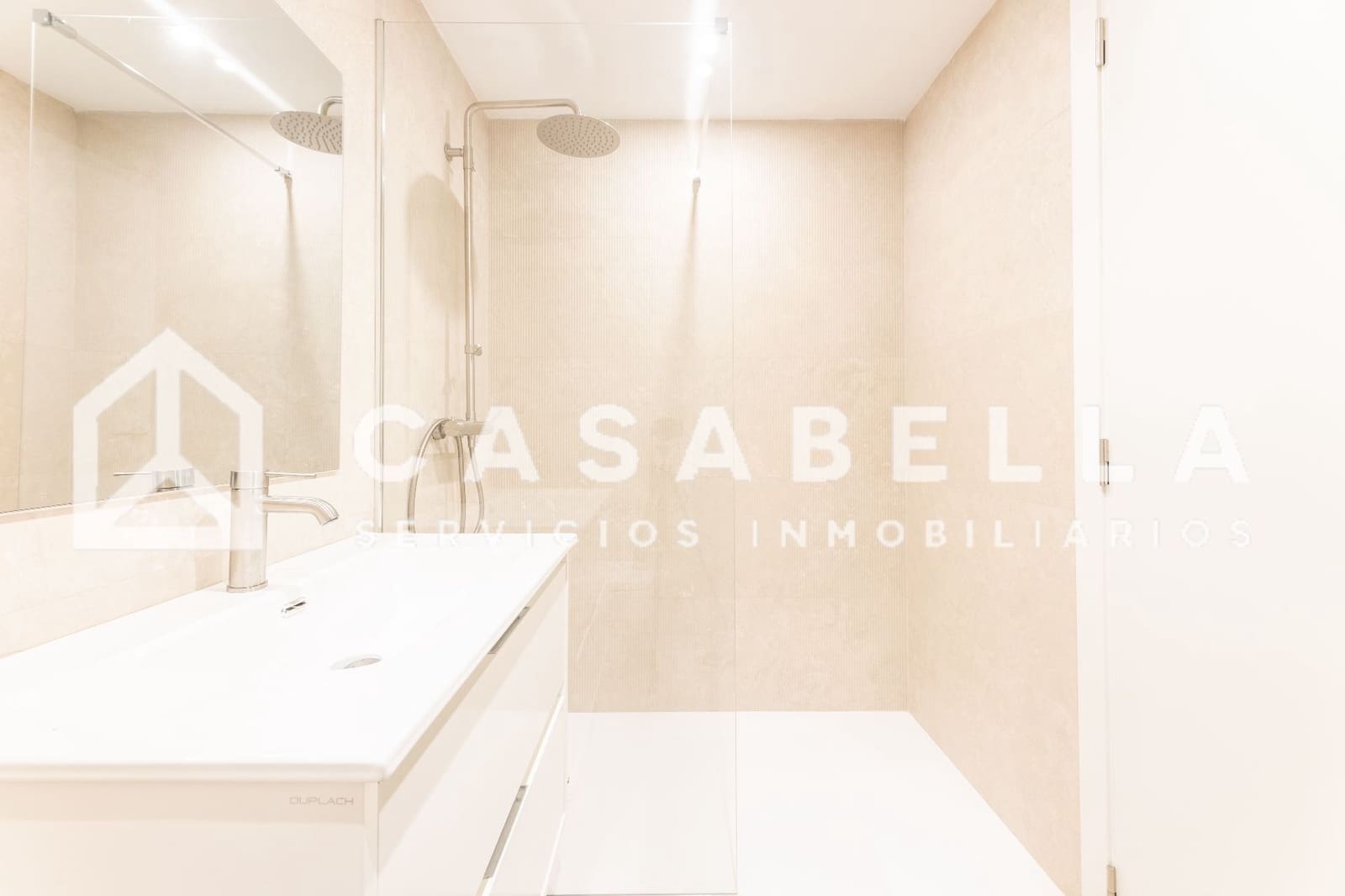 3 sovrum Takvåning att hyra i Valencia stad - 2 700 € (Ref: 9650144)