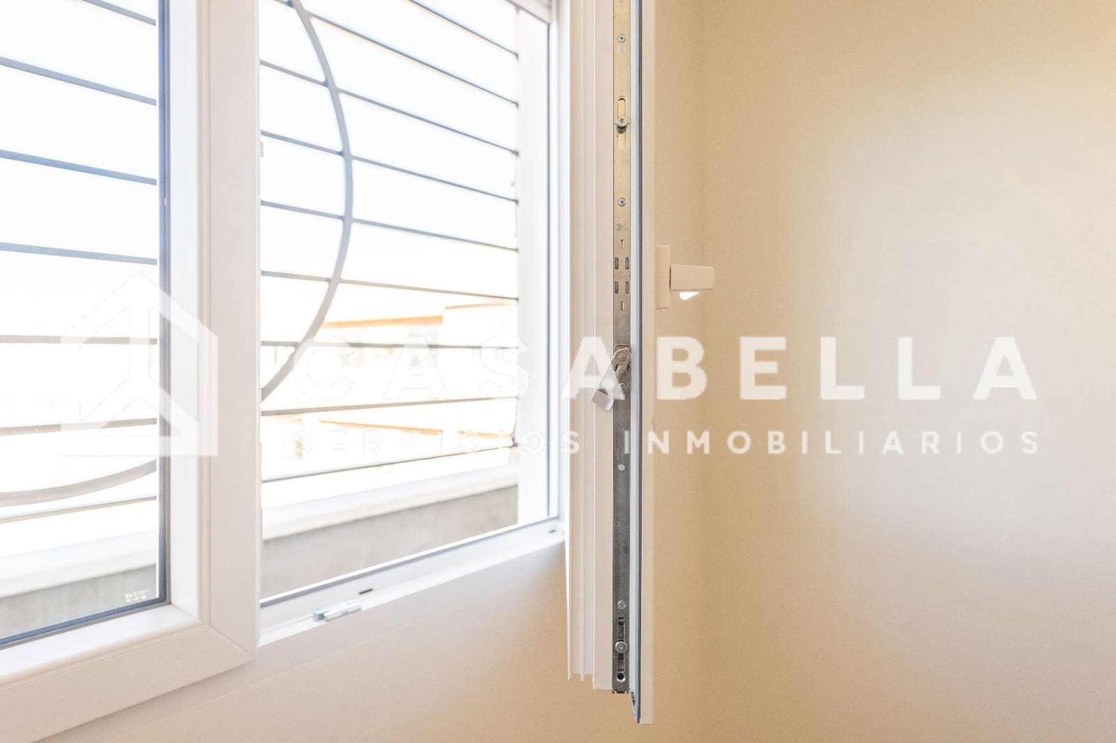 3 sovrum Takvåning att hyra i Valencia stad - 2 700 € (Ref: 9650144)