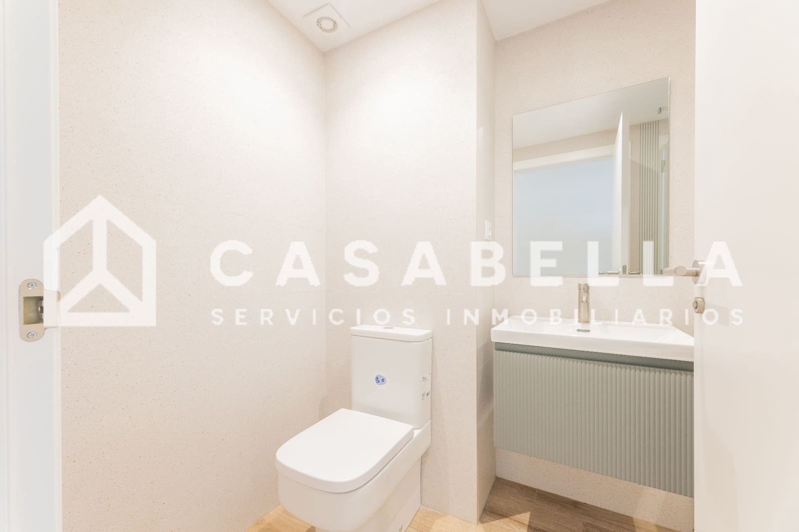 3 sovrum Takvåning att hyra i Valencia stad - 2 700 € (Ref: 9650144)