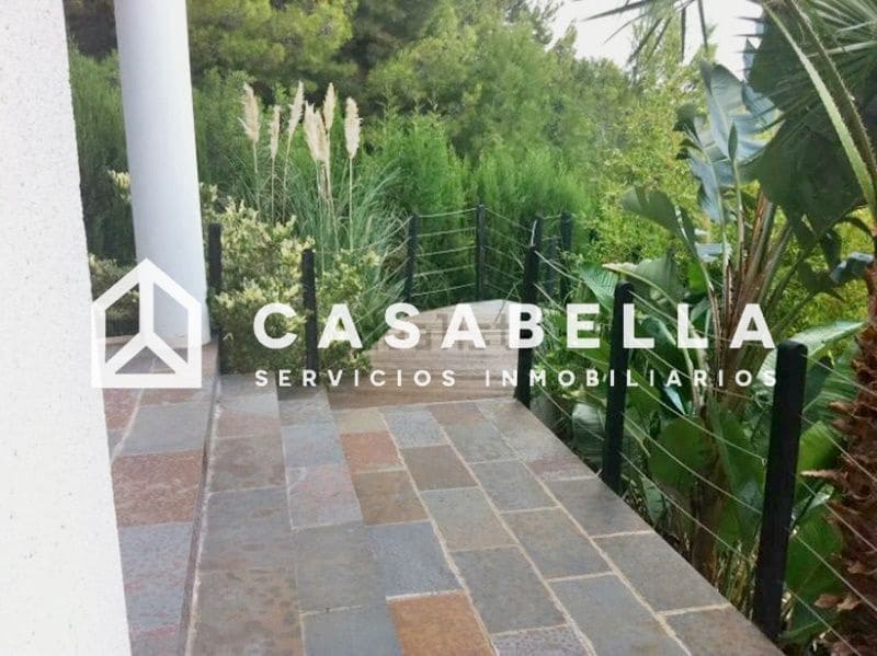 5 slaapkamer Villa te koop in Gilet met zwembad garage - € 795.000 (Ref: 9650148)