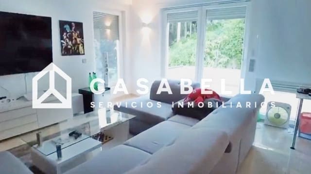 5 slaapkamer Villa te koop in Gilet met zwembad garage - € 795.000 (Ref: 9650148)