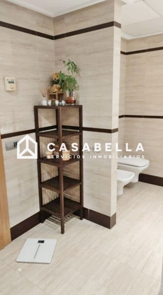 5 slaapkamer Villa te koop in Gilet met zwembad garage - € 795.000 (Ref: 9650148)