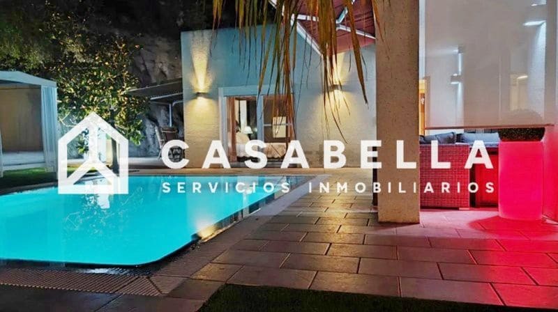 5 slaapkamer Villa te koop in Gilet met zwembad garage - € 795.000 (Ref: 9650148)