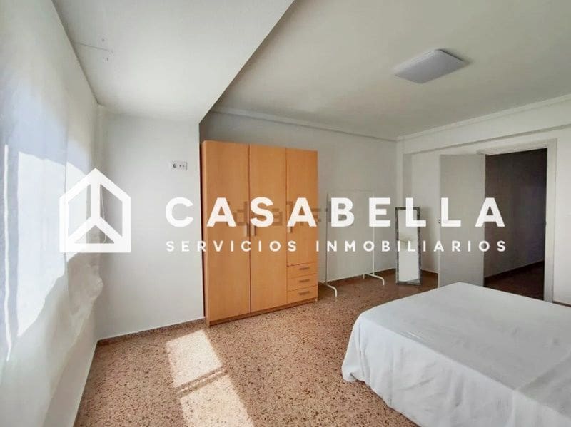 4 soveværelse Lejlighed til salg i Valencia by - € 420.000 (Ref: 9650149)