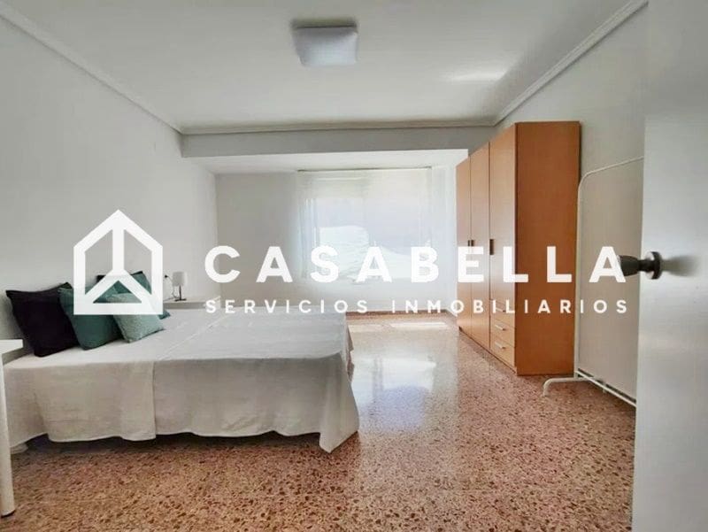 4 soveværelse Lejlighed til salg i Valencia by - € 420.000 (Ref: 9650149)