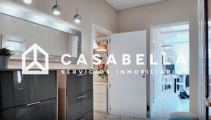 Piso de 3 habitaciones en València ciudad en venta - 260.000 € (Ref: 9650151)