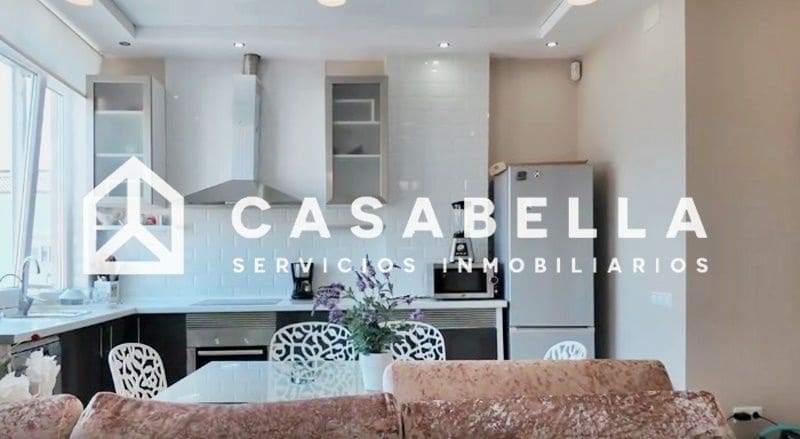 Piso de 3 habitaciones en València ciudad en venta - 260.000 € (Ref: 9650151)