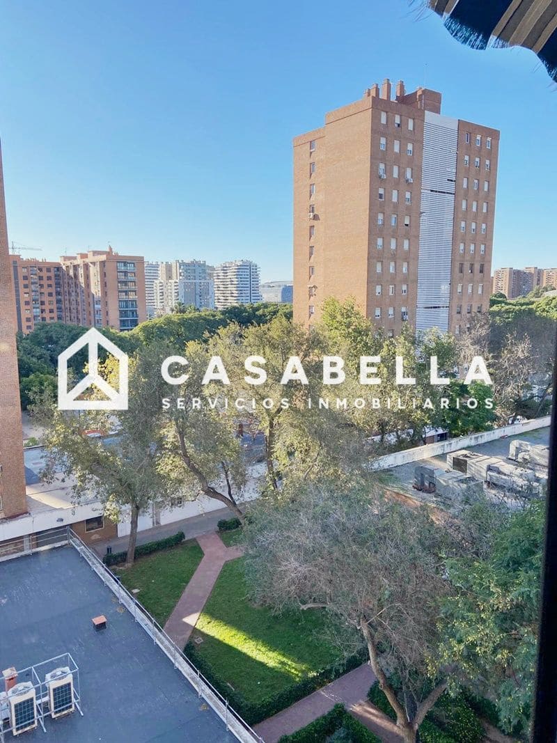 3 makuuhuone Asunto myytävänä paikassa Valencia kaupunki - 285 000 € (Ref: 9650155)