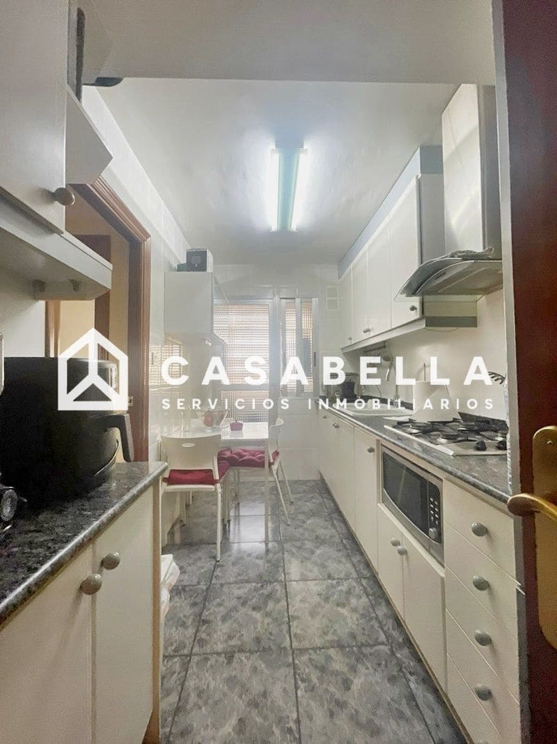 3 makuuhuone Asunto myytävänä paikassa Valencia kaupunki - 285 000 € (Ref: 9650155)