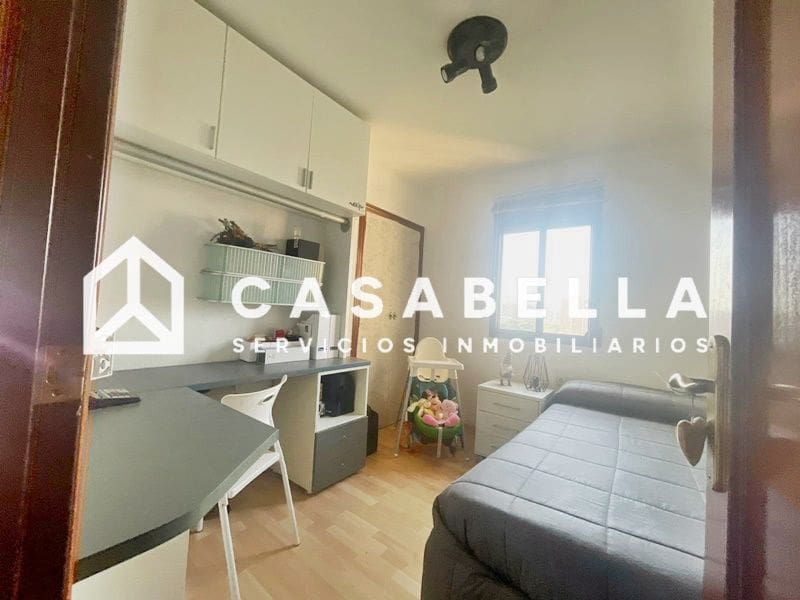 3 makuuhuone Asunto myytävänä paikassa Valencia kaupunki - 285 000 € (Ref: 9650155)