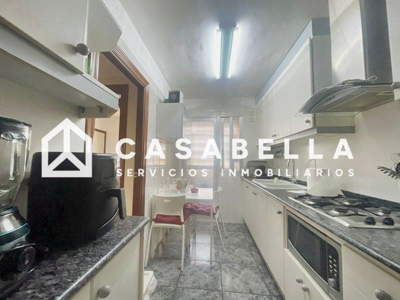 3 makuuhuone Asunto myytävänä paikassa Valencia kaupunki - 285 000 € (Ref: 9650155)