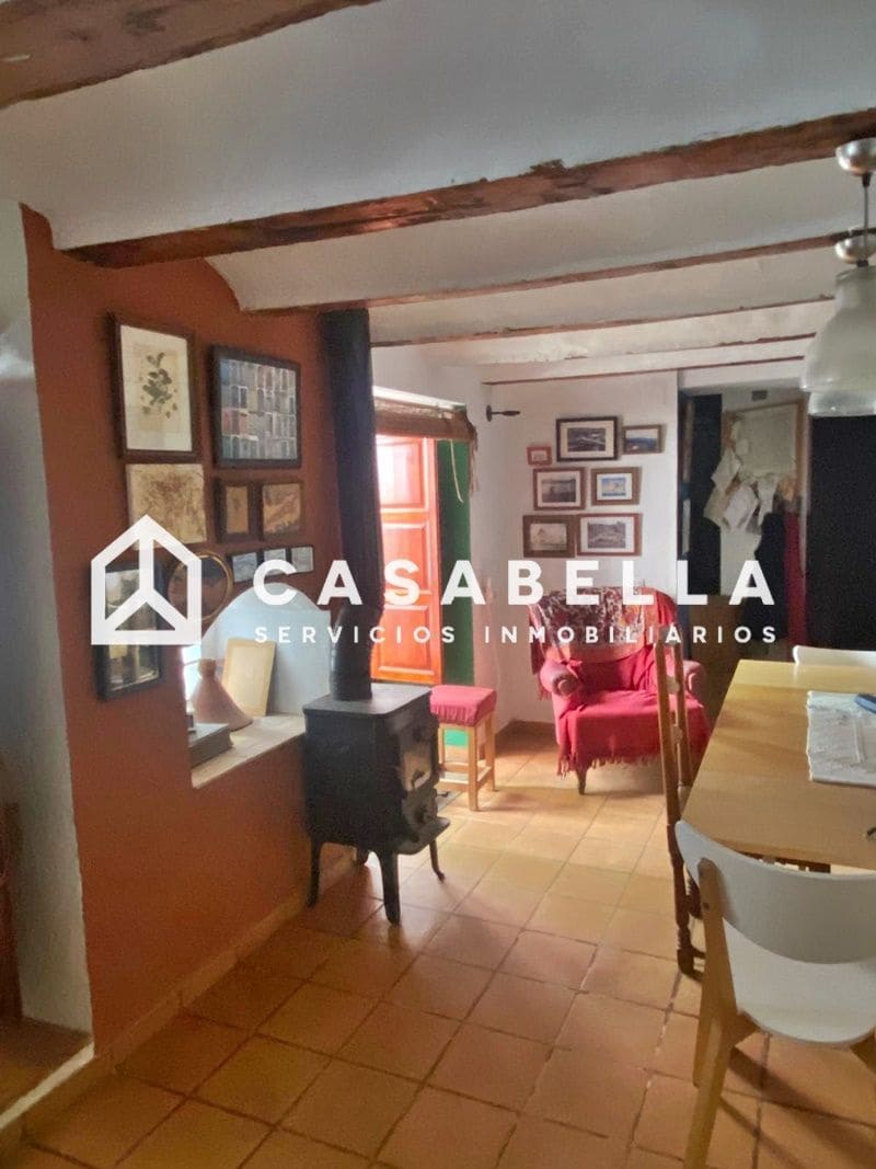 7 sovrum Semi-fristående Villa till salu i Pinet med garage - 210 000 € (Ref: 9650156)