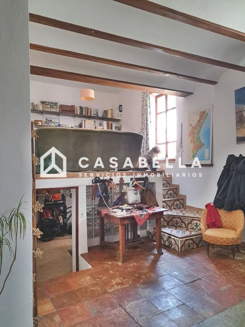 7 sovrum Semi-fristående Villa till salu i Pinet med garage - 210 000 € (Ref: 9650156)