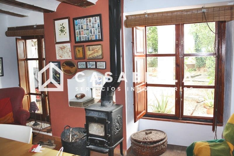 7 sovrum Semi-fristående Villa till salu i Pinet med garage - 210 000 € (Ref: 9650156)