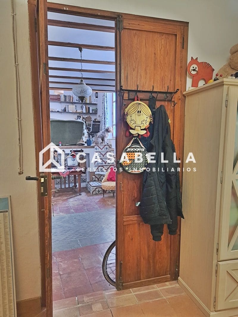 7 sovrum Semi-fristående Villa till salu i Pinet med garage - 210 000 € (Ref: 9650156)