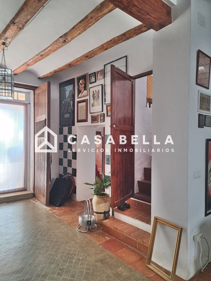 7 sovrum Semi-fristående Villa till salu i Pinet med garage - 210 000 € (Ref: 9650156)