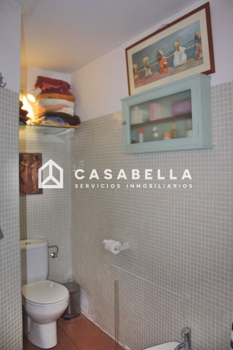 7 sovrum Semi-fristående Villa till salu i Pinet med garage - 210 000 € (Ref: 9650156)