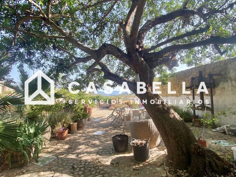 7 sovrum Semi-fristående Villa till salu i Pinet med garage - 210 000 € (Ref: 9650156)