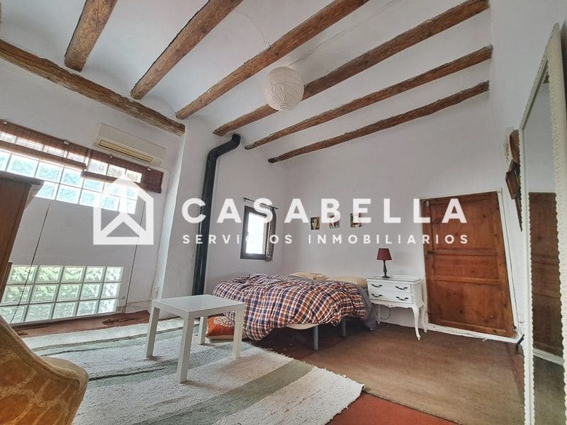 7 sovrum Semi-fristående Villa till salu i Pinet med garage - 210 000 € (Ref: 9650156)