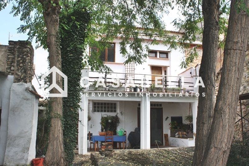 7 sovrum Semi-fristående Villa till salu i Pinet med garage - 210 000 € (Ref: 9650156)