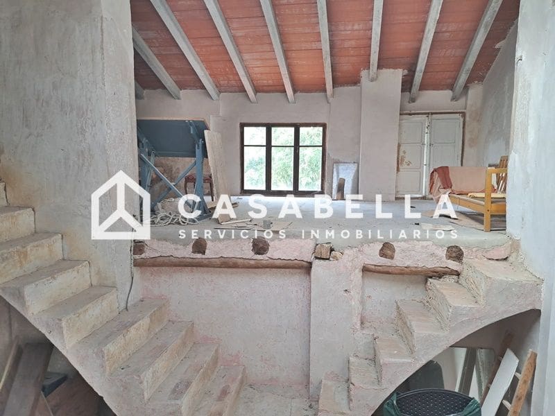 7 sovrum Semi-fristående Villa till salu i Pinet med garage - 210 000 € (Ref: 9650156)