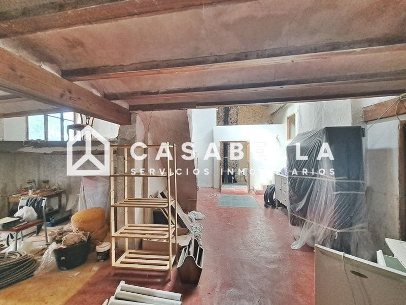 7 sovrum Semi-fristående Villa till salu i Pinet med garage - 210 000 € (Ref: 9650156)