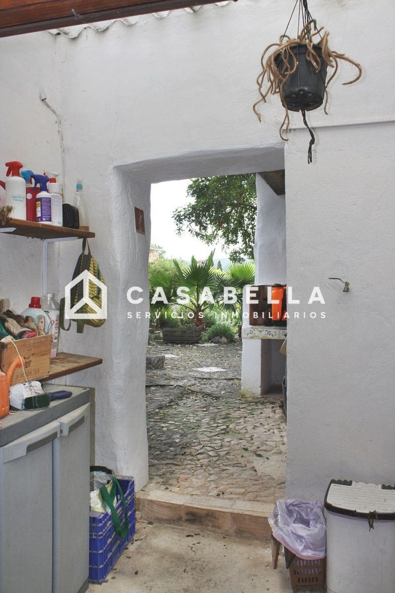 7 sovrum Semi-fristående Villa till salu i Pinet med garage - 210 000 € (Ref: 9650156)